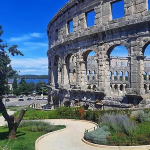 Danijela Apartman Pula